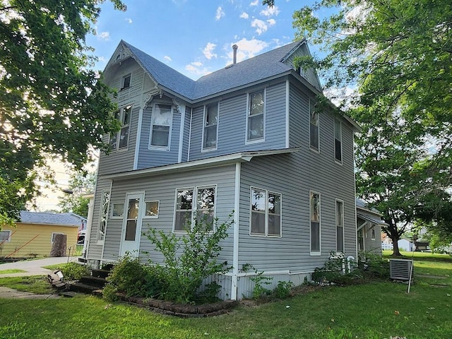 815 Roland Ave, Chariton, IA 50049 - photo 1