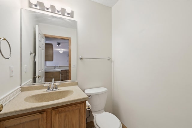 811 Burr Oaks Dr Unit 1110, West Des Moines, IA 50266 - half bath with toilet and vanity
