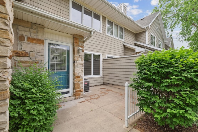 811 Burr Oaks Dr Unit 1110, West Des Moines, IA 50266 - view of patio