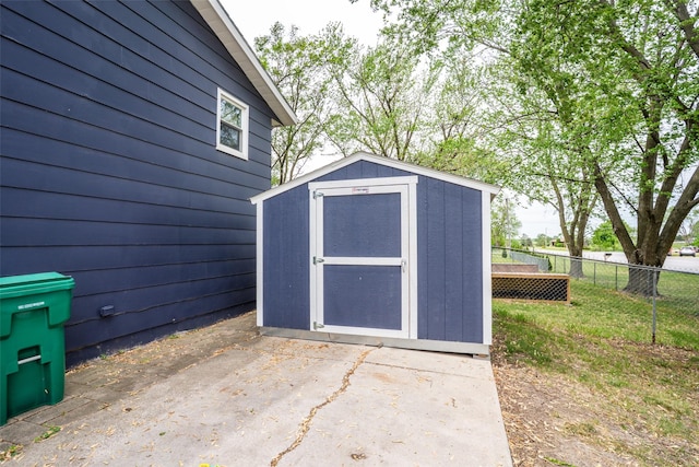 200 Space Ave SW, Mitchellville, IA 50169 - view of shed with fence