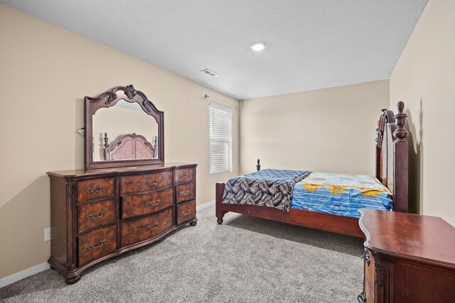 5506 145th St, Urbandale, IA 50323 - carpeted bedroom featuring baseboards