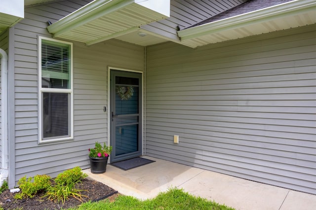 1266 E 36th Ct, Des Moines, IA 50317 - photo 1