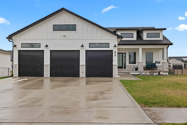 5010 147th St, Urbandale, IA 50323 - photo 1