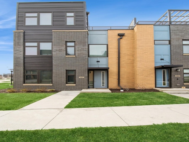 804 E 2nd St, Des Moines, IA 50309 - view of property