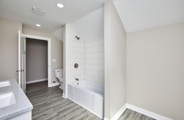 704 E Salem Ave, Indianola, IA 50125 - photo 28