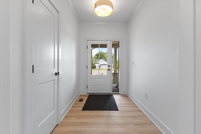 1112 2nd St NE, Altoona, IA 50009 - entrance foyer featuring light wood-style floors and baseboards