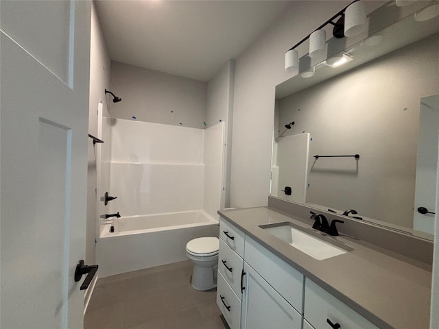 1910 Silver Maple Dr, Norwalk, IA 50211 - full bathroom featuring vanity, toilet, and washtub / shower combination