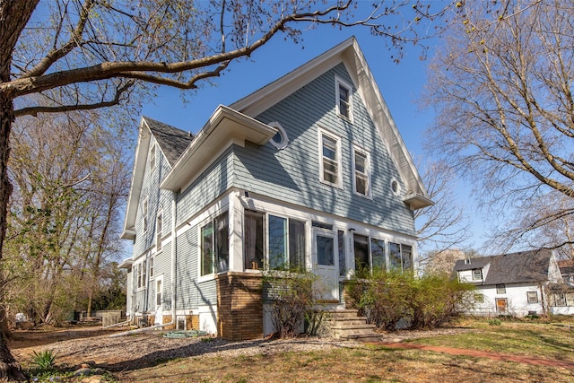 view of front of house