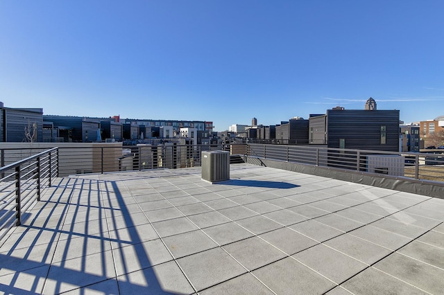 205 Maple St, Des Moines, IA 50309 - exterior space with a view of city