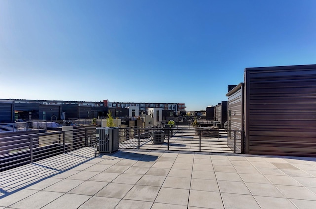 859 E 2nd St, Des Moines, IA 50309 - view of patio / terrace featuring a balcony