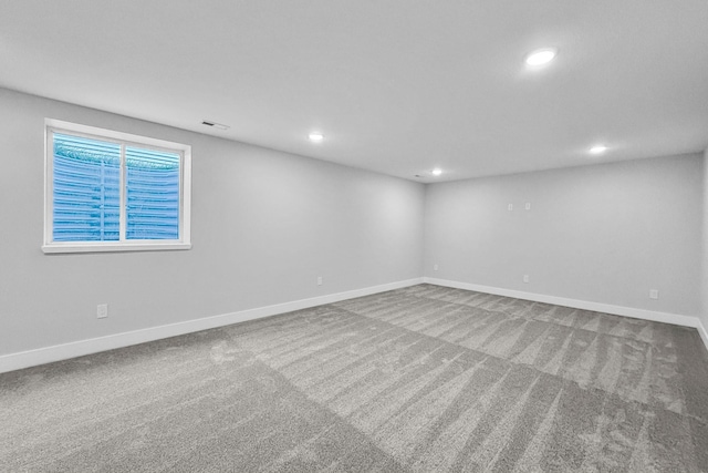 324 Veterans Blvd, Knoxville, IA 50138 - carpeted spare room with recessed lighting