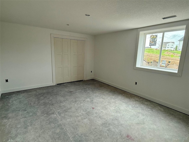 16307 Ironwood Ln, Urbandale, IA 50111 - photo 11