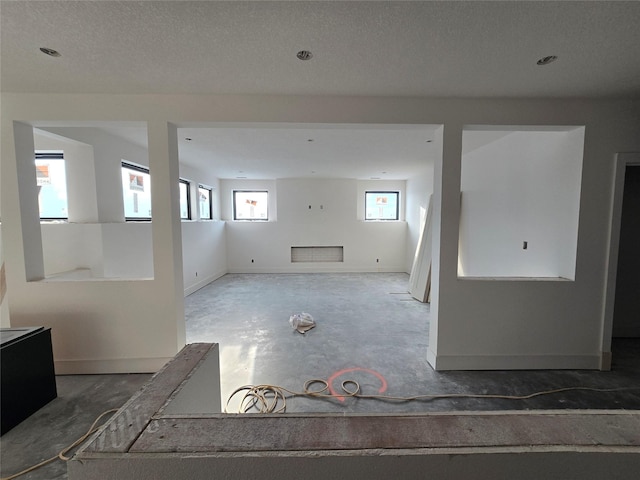 4611 Centennial Blvd, Urbandale, IA 50323 - view of unfurnished room