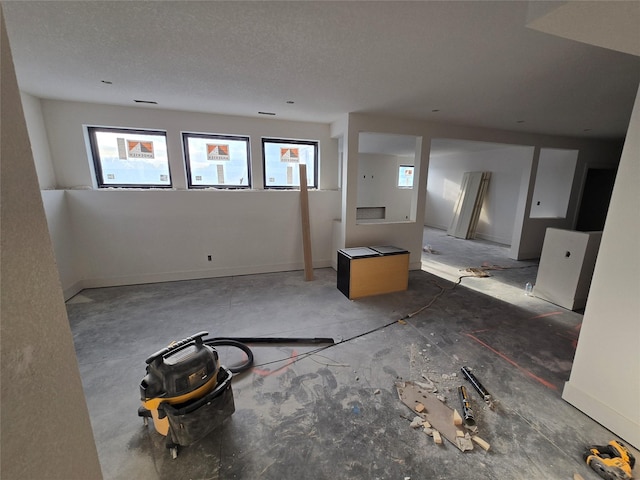 4611 Centennial Blvd, Urbandale, IA 50323 - view of unfurnished living room
