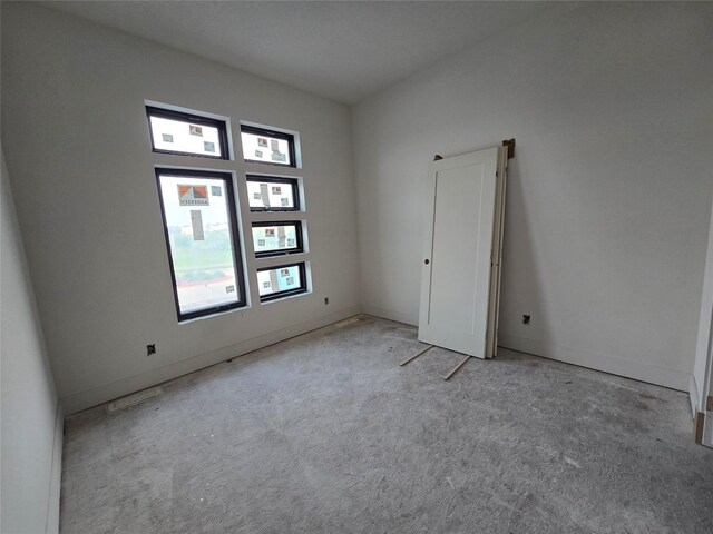 4611 Centennial Blvd, Urbandale, IA 50323 - unfurnished bedroom with carpet