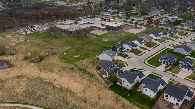 172 Crossroads Dr, Des Moines, IA 50320 - aerial overview of property's location featuring nearby suburban area