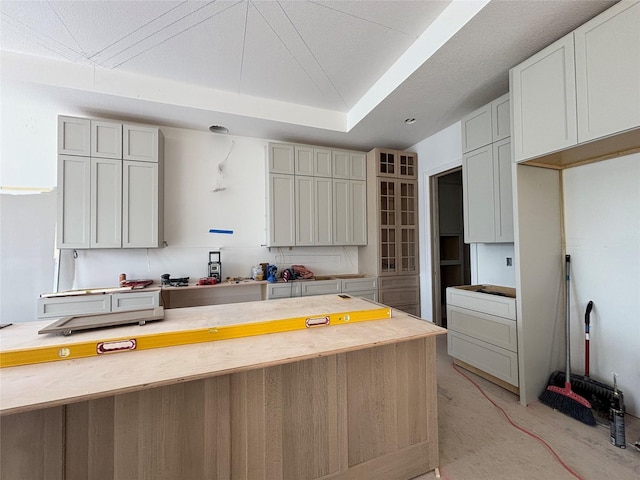 4116 NW 181st St, Clive, IA 50325 - kitchen with light countertops