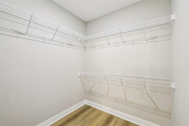 2311 N 8th Ave E, Newton, IA 50208 - spacious closet with wood finished floors
