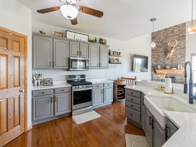 2846 260th St, Saint Charles, IA 50240