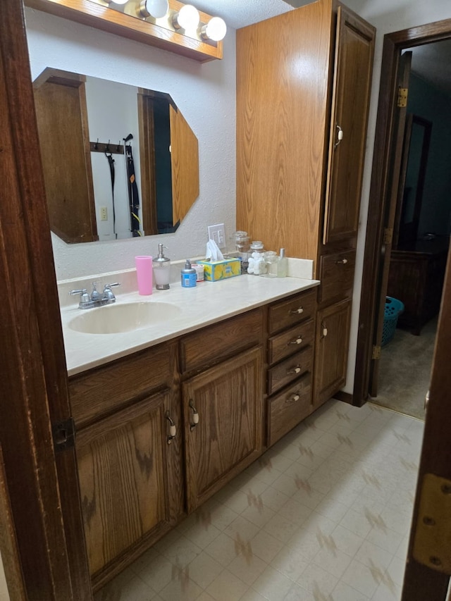 210 11th Ave SW, Altoona, IA 50009 - bathroom with vanity