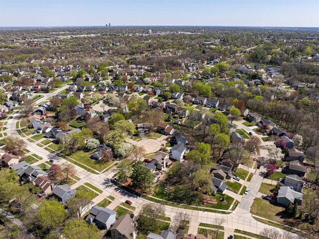 4830 70th Pl, Urbandale, IA 50322 - aerial overview of property's location featuring nearby suburban area