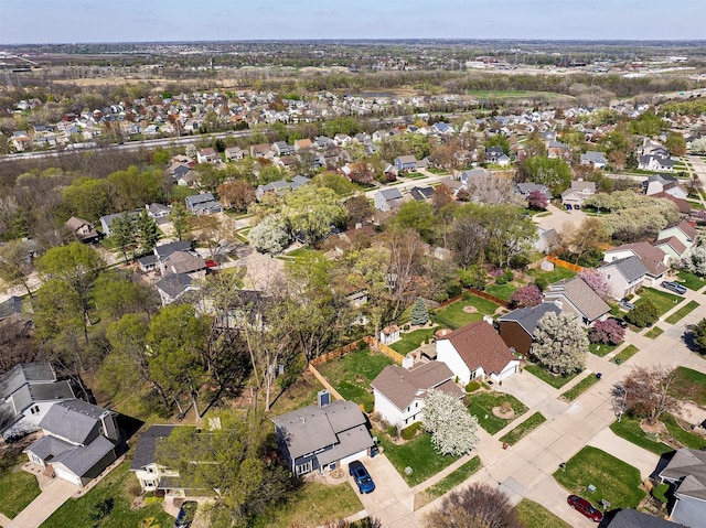 4830 70th Pl, Urbandale, IA 50322 - aerial overview of property's location featuring nearby suburban area