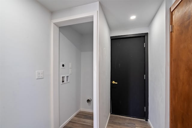 312 N 3rd Ave, Marshalltown, IA 50158 - corridor featuring baseboards, wood finished floors, and recessed lighting