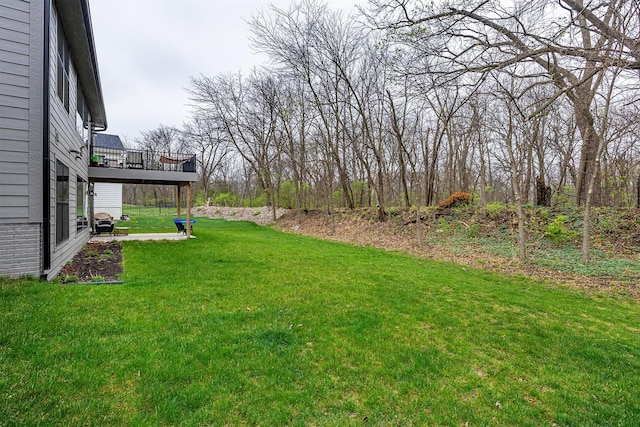 1040 W Trace Pl, Polk City, IA 50226 - view of yard featuring a deck
