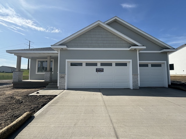 16514 Ironwood Ln, Urbandale, IA 50323 - photo 1