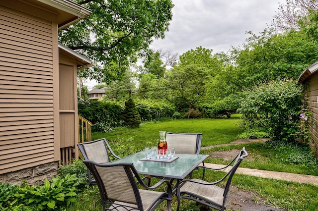 view of patio / terrace featuring outdoor dining space