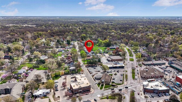 4010 Fagen Dr, Des Moines, IA 50310 - aerial view of property and surrounding area