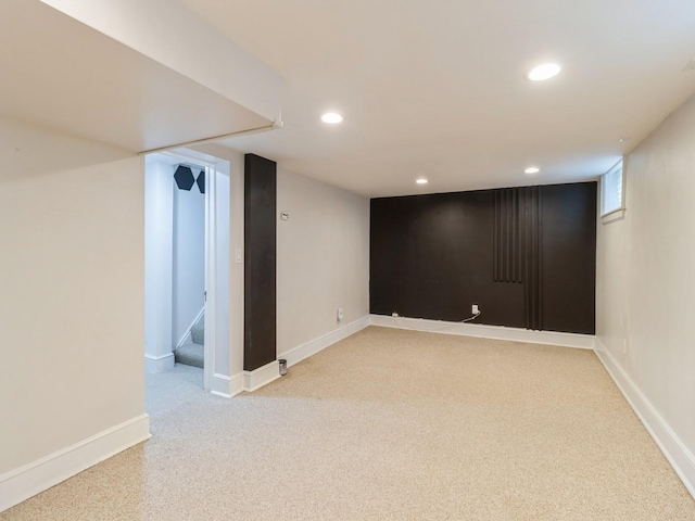 322 49th St, Des Moines, IA 50312 - finished below grade area featuring recessed lighting, carpet, and baseboards