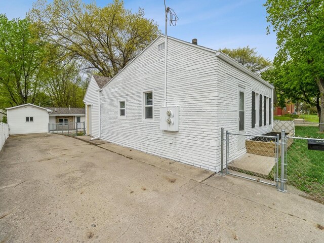 4040 6th Ave, Des Moines, IA 50313 - view of property exterior