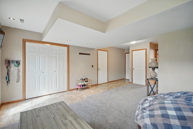 bedroom featuring recessed lighting, baseboards, visible vents, and carpet