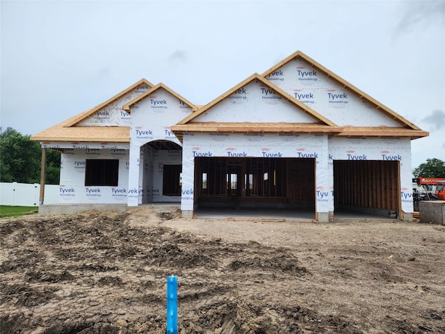 2724 NW Cedarwood Dr, Ankeny, IA 50023 - unfinished property with an attached garage