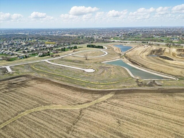 2016 NE Pond View Ct, Ankeny, IA 50021