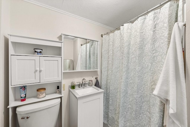 4714 Douglas Ave, Des Moines, IA 50310 - full bathroom with crown molding, a textured ceiling, toilet, and vanity