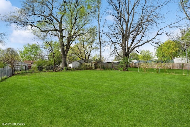 view of yard featuring fence