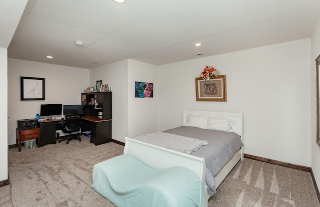 218 34th St SE, Altoona, IA 50009 - carpeted bedroom featuring baseboards, recessed lighting, and an office area