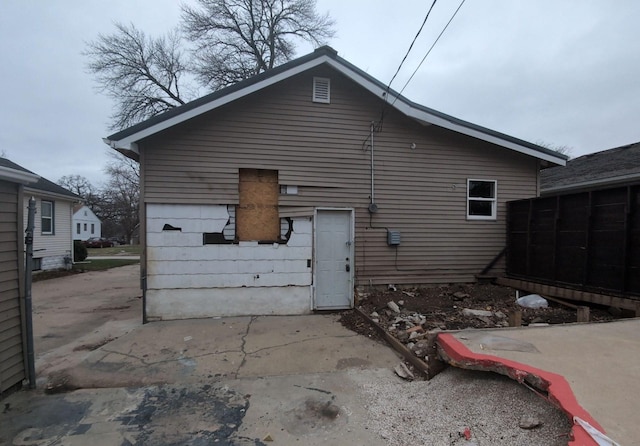 405 Charles St, Fort Dodge, IA 50501 - rear view of property featuring a patio