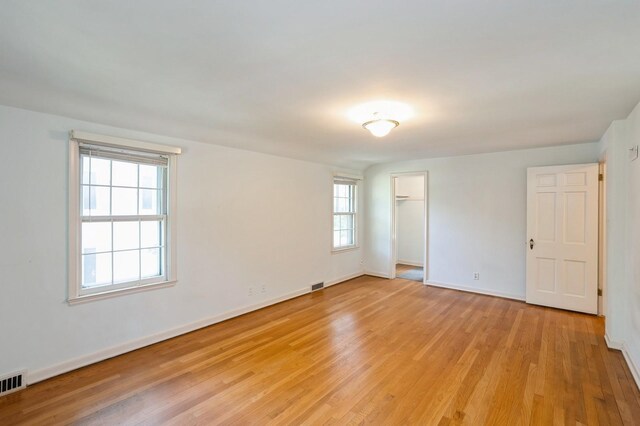 348 49th St, Des Moines, IA 50312 - photo 15