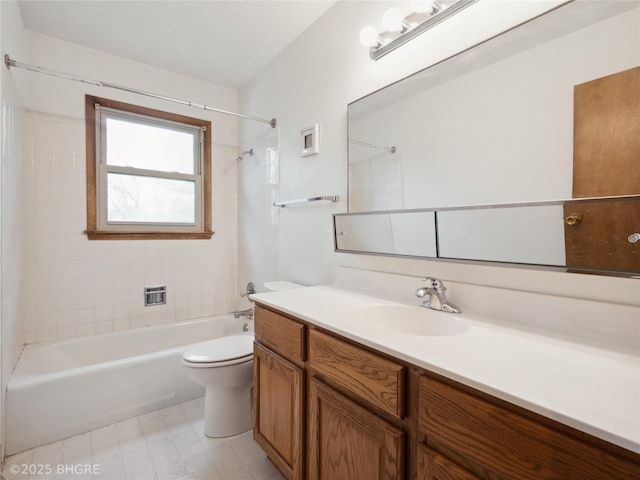 4508 SE 3rd St, Des Moines, IA 50315 - full bathroom featuring vanity, shower / bath combination, and toilet
