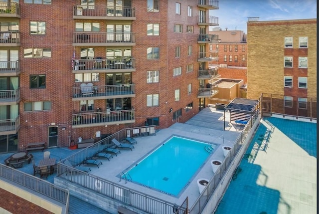 300 Walnut St Unit 1407, Des Moines, IA 50309 - view of community pool