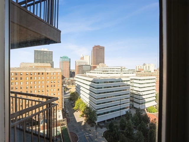 300 Walnut St Unit 1407, Des Moines, IA 50309 - city view