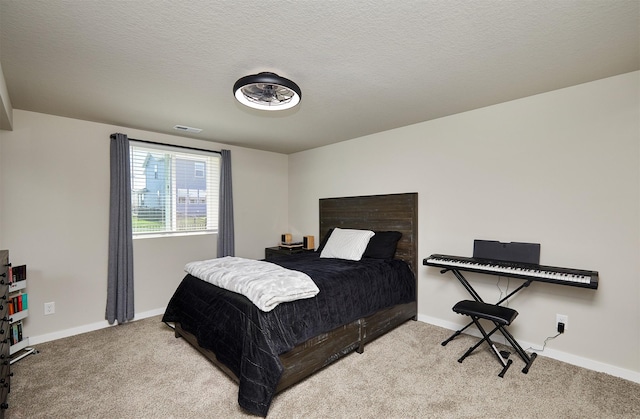 1150 NW Williamsburg Ln, Waukee, IA 50263 - carpeted bedroom with baseboards