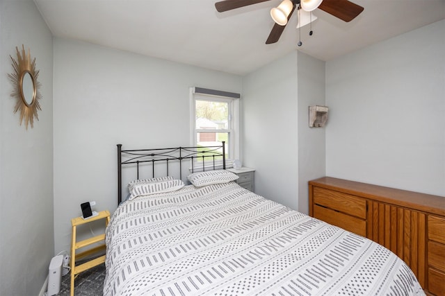 bedroom featuring ceiling fan