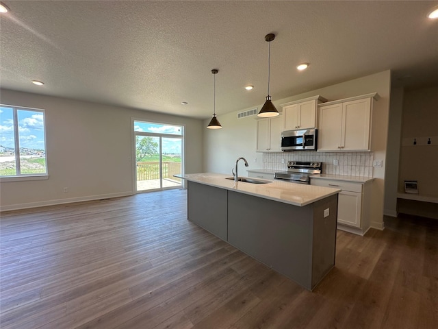 935 11th St, Waukee, IA 50263 - photo 5