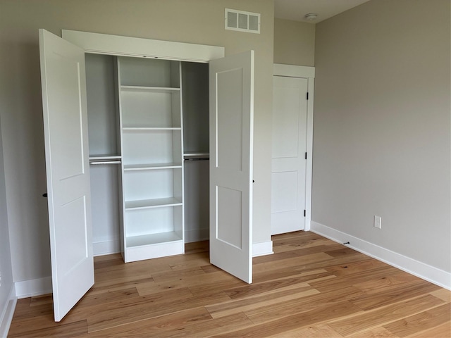 closet with visible vents
