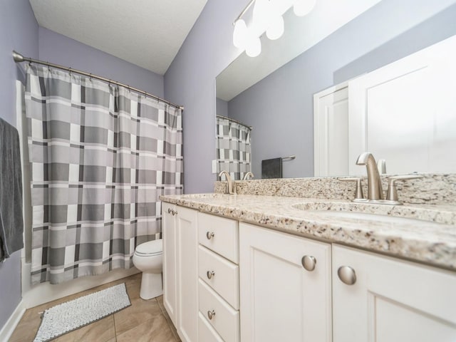 bathroom with a sink, double vanity, toilet, and a shower with shower curtain