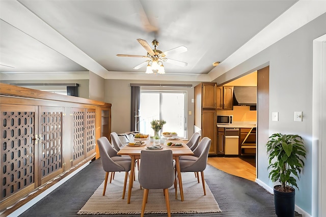 3812 Kingman Blvd, Des Moines, IA 50311 - dining area with ceiling fan